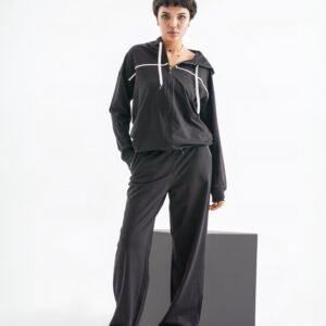 Urban Flow Tracksuit Set – Black (Two-Piece Hoodie & Pants)