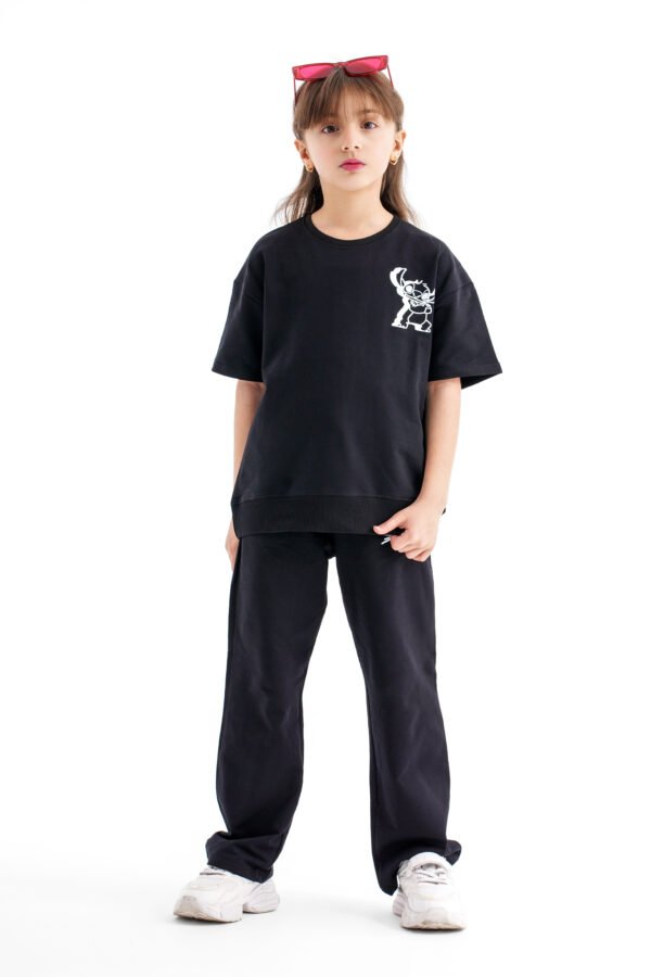 Stitch Street Vibe Set – Black (Character Graphic Tee & Pants)