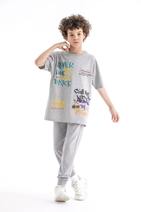 Graffiti Vibe Set – Grey (Statement Graphic Tee & Pants)